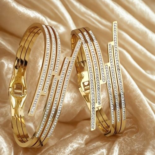 Gold-Plated American Diamond Bracelet Set for Women – Stylish Design
